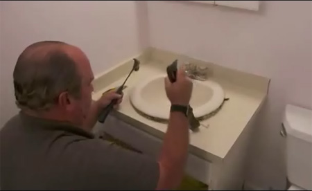 دانلود فیلم آموزش عوض کردن سینک روشویی دستشویی